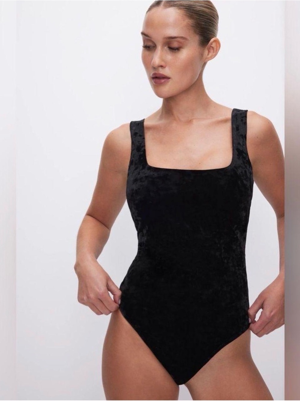 Forever 21 Black Velvet Square-Neck Bodysuit Top
